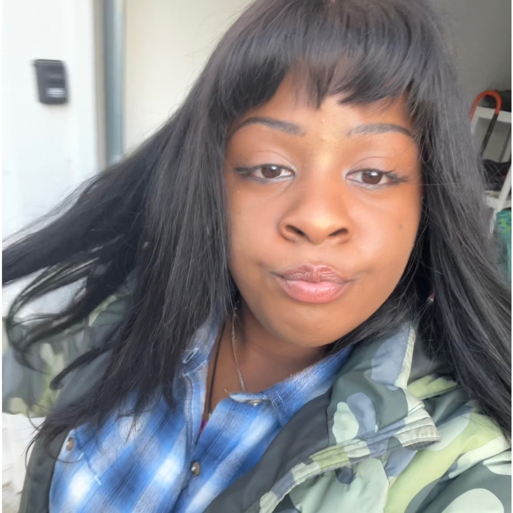 Meet your Posher, Ahmani